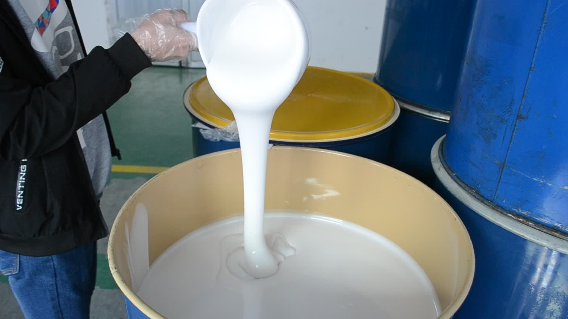 選購模具硅膠如何適應小批量與大批量生產的靈活需求？